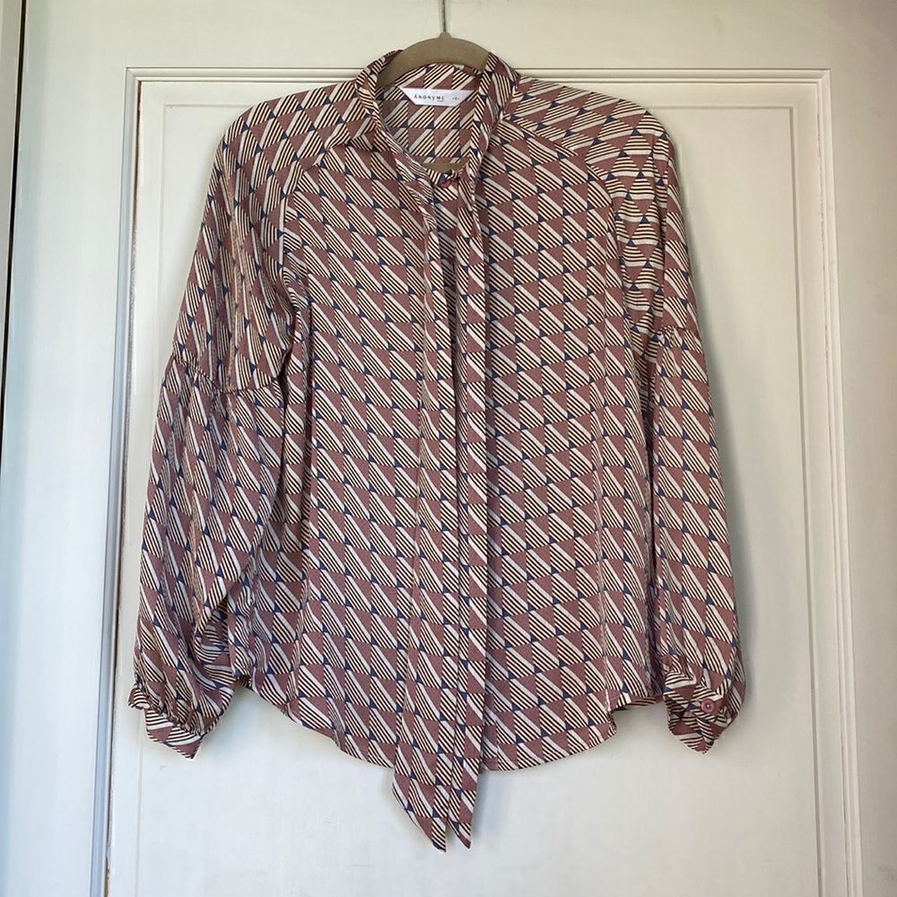 NEw Without Tag Drop Shoulder Button Front With Tie Blouse By Anonyme